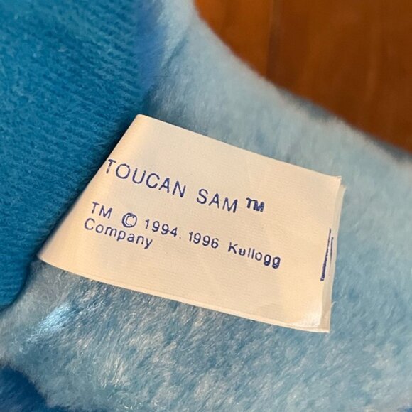 Vintage Kellogg's Toucan Sam 1996 Plush Fruit Loops Bird - Picture 4 of 6